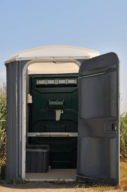 Best Portable toilet rental cost  in Farm Loop, AK